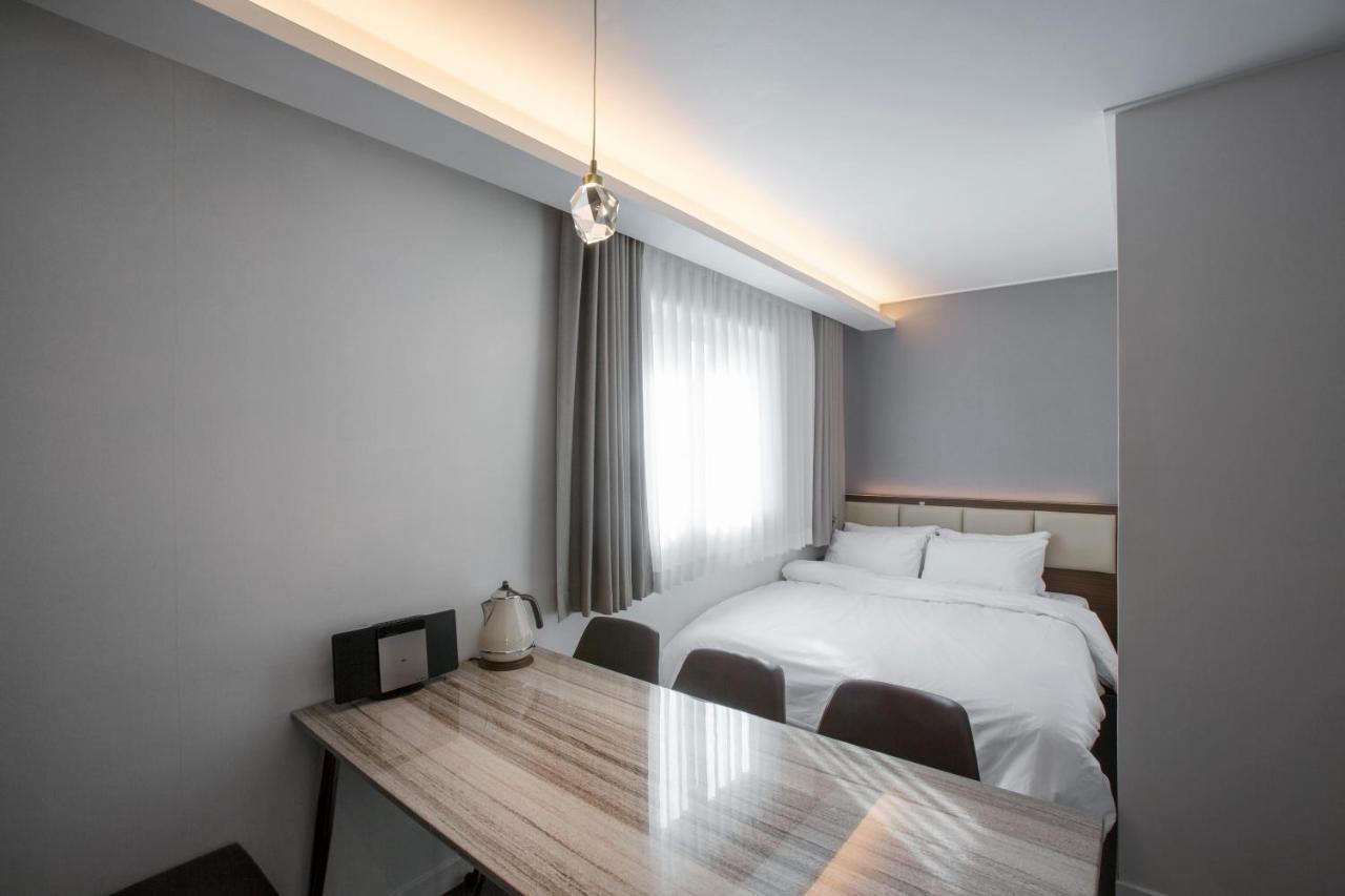 Busan Lounge 26 Hotel Luaran gambar
